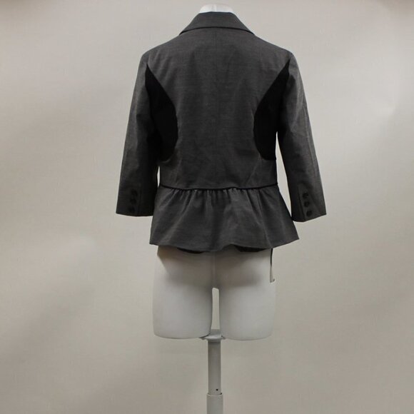 Ricki's  Blazer - Picture 2 of 2